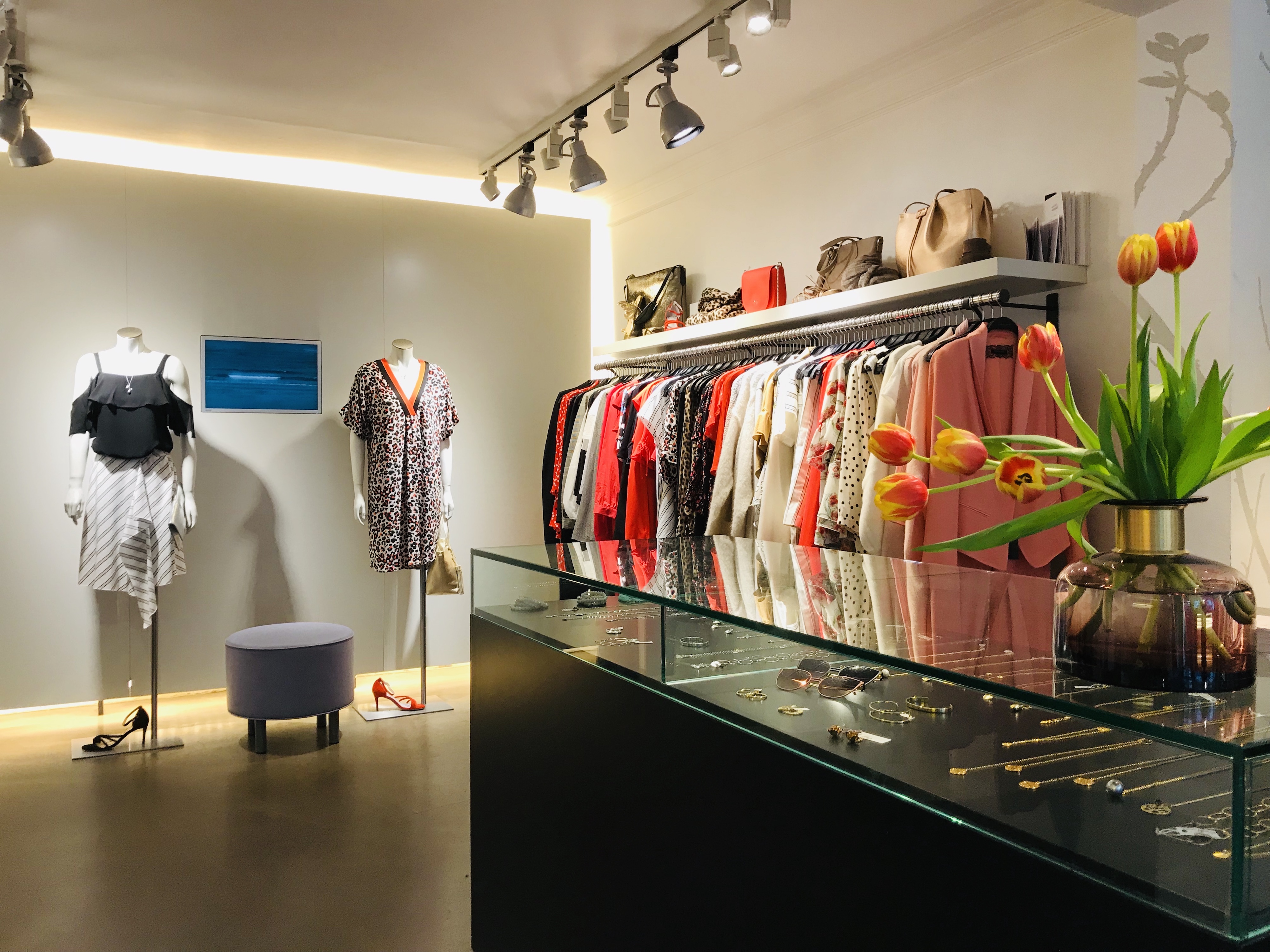 to Liedloff Liedloff